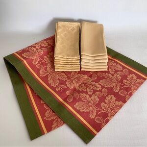 $10 ADD ON 💥 72” Table Runner 6 Gold Damask Weave 6 French Lattice Napkin